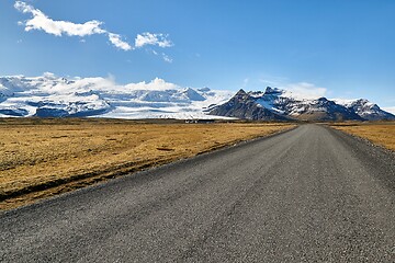 Image showing Gravel road in Iceland