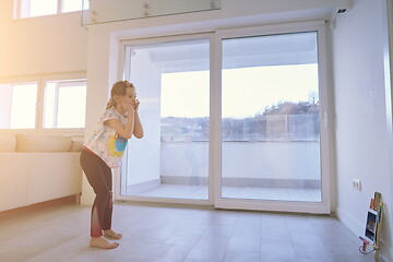 Image showing girl online education ballet class at home