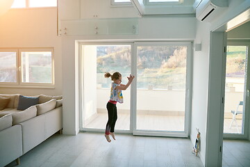 Image showing girl online education ballet class at home