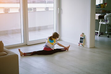 Image showing girl online education ballet class at home