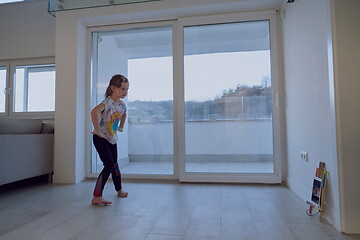 Image showing girl online education ballet class at home