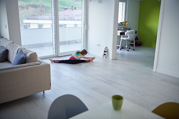 Image showing girl online education ballet class at home