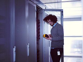 Image showing technician using digital cable analyzer