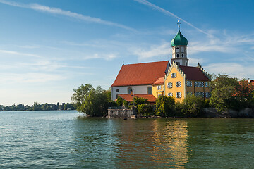 Image showing Historical church and castle in Wasserburg, Lake Constance (Bodensee) in Germany