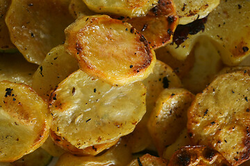 Image showing baked potatoes slices