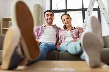 Image showing happy couple moving to new home