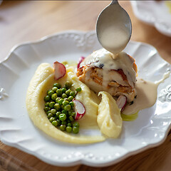 Image showing mashed potatoes and roast chicken