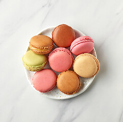 Image showing plate of various colorful macaroons