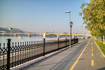 Image showing Sidewalk along Danube river with view to Margaret Bridge, Budapest.