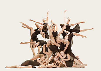 Image showing The group of modern ballet dancers