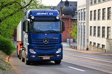 Image showing Blue Mercedes-Benz Actros Transport in City