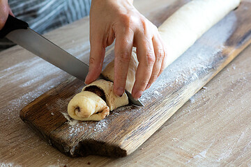 Image showing process of making yeast dough buns