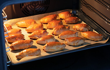 Image showing freshly baked meat buns