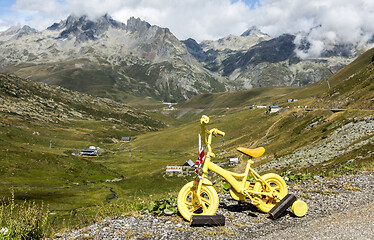 Image showing Yellow Bicycle in Mountains