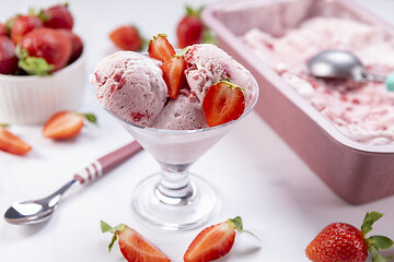 Image showing Homemade strawberry ice cream ready to be served