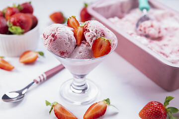 Image showing Homemade strawberry ice cream ready to be served