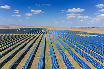 Image showing many panels of solar cells