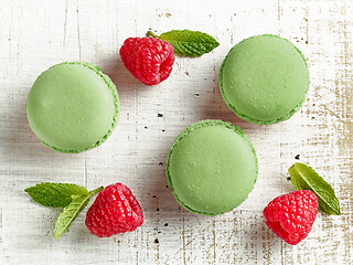Image showing green mint macaroons