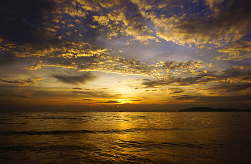 Image showing Tropical sea sunset on the beach