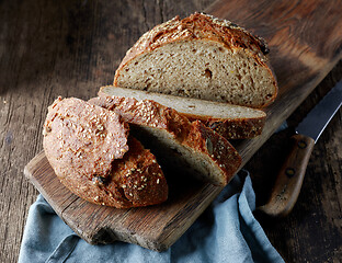 Image showing freshly baked sliced bread