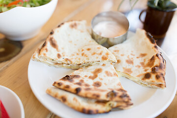 Image showing chapati bread on table of indian restaurant