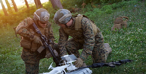 Image showing Soldiers Squad are Using Drone for Scouting