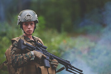 Image showing woman soldier