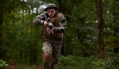 Image showing soldier in action