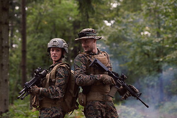 Image showing Soldier Woman as a Team Leader