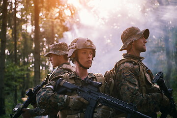 Image showing Soldier Woman as a Team Leader