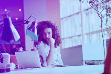 Image showing young  business woman at office