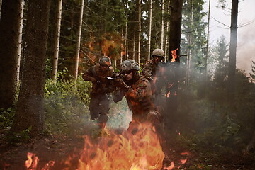 Image showing Modern warfare Soldiers  Squad  in battle