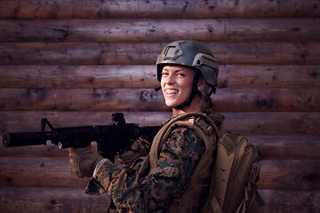 Image showing woman soldier