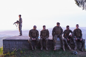 Image showing soldiers squad relaxing