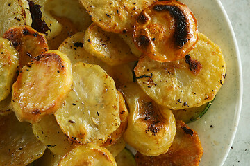 Image showing baked potatoes slices