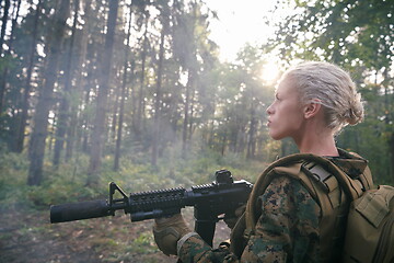 Image showing woman soldier