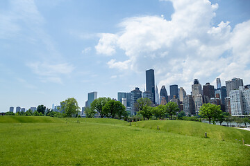 Image showing view to Manhattan New York from Roosevelt Island