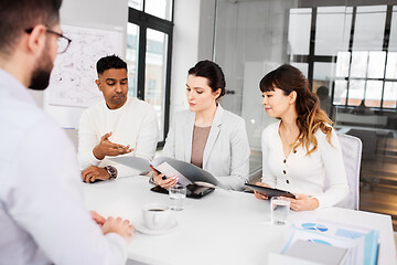 Image showing recruiters having job interview with employee