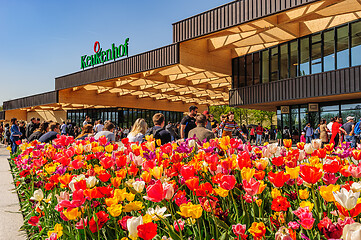 Image showing Main Entrance of Keukenhof Gardens in Lisse, Netherlands