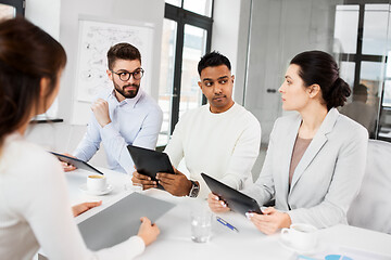 Image showing recruiters having job interview with employee