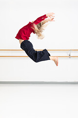 Image showing female dancer in action