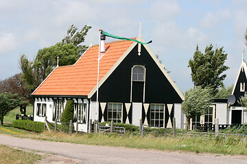 Image showing kleines Bauernhaus   little  farmhouse 