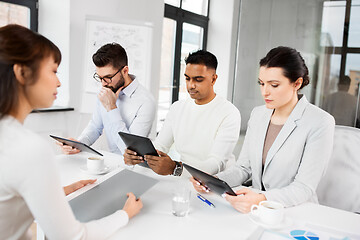 Image showing recruiters having job interview with employee