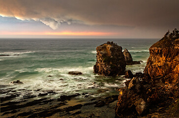 Image showing Pyrocumulonimbus clouds develop from bushfires nearby in Australia