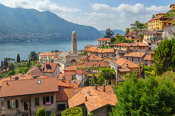 Image showing Church in town at coast of Como lake