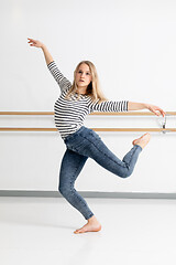 Image showing female dancer in action