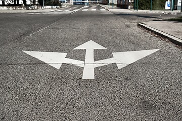 Image showing Arrow sign showing all directions