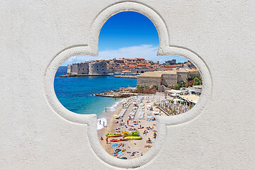 Image showing Panorama view on the historical old town Dubrovnik, through ston