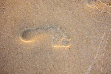 Image showing footprint in the sand