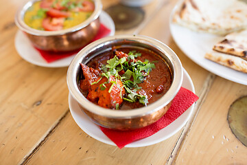 Image showing close up of kidney bean masala in bowl on table